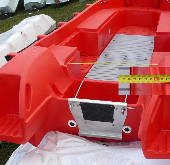 Łódź ratownicza Whaly 435 R
